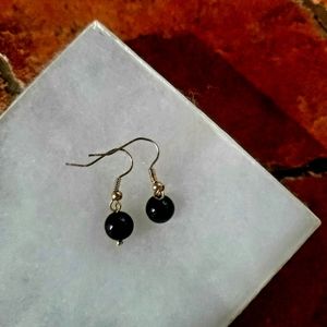 ARTESAN DESIGNED LARGE EBONY BLACK  8MM DISCO BEAD CLASSIC EARRINGS WITH FREE ST
